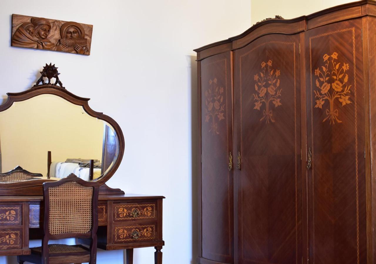 לינה וארוחת בוקר קרטשו Batalhoz House מראה חיצוני תמונה